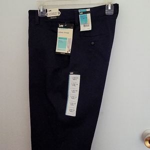 Lee Plain Front,straight leg pants. Deep Navy. 10 Petite. NWT
